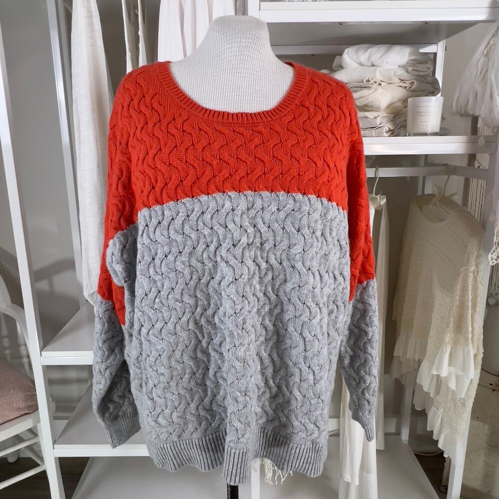 Fashion Avenue women's plus sz. 3X grey and orange cable knit sweater, #2004